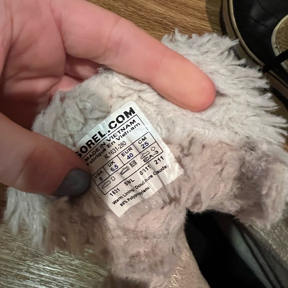 Sorel Women's Tivoli Waterproof Shearling Lined Winter Duck Boot US 8 40 - Picture 9 of 9